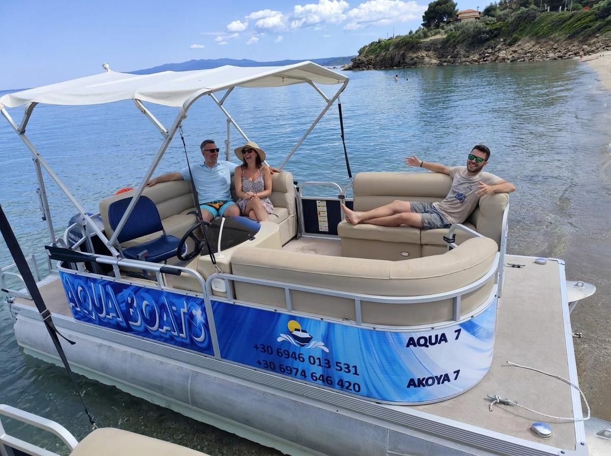 Aqua 7 motorboat, 5.5m, seats 6
